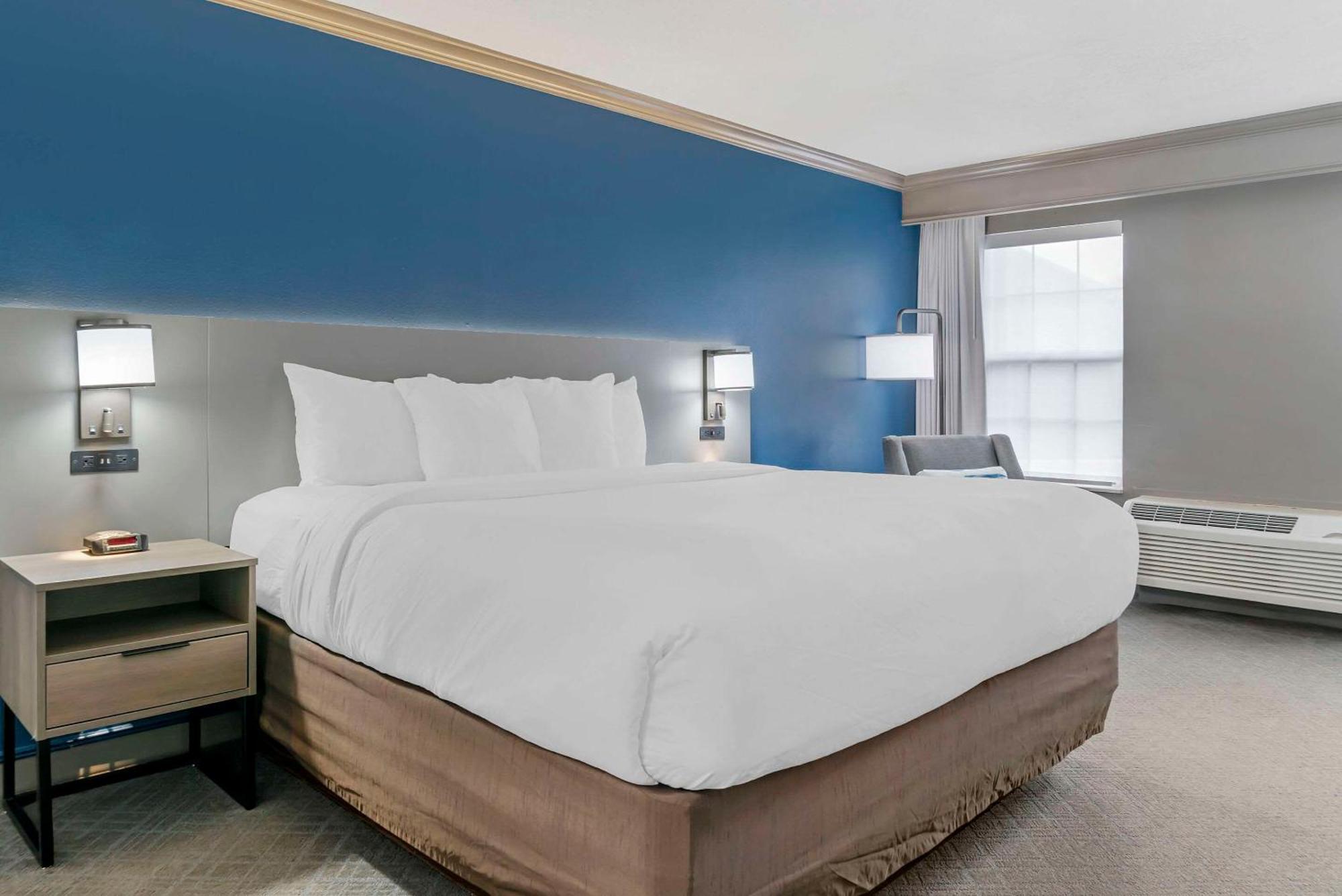 Comfort Inn Plainwell Exteriör bild